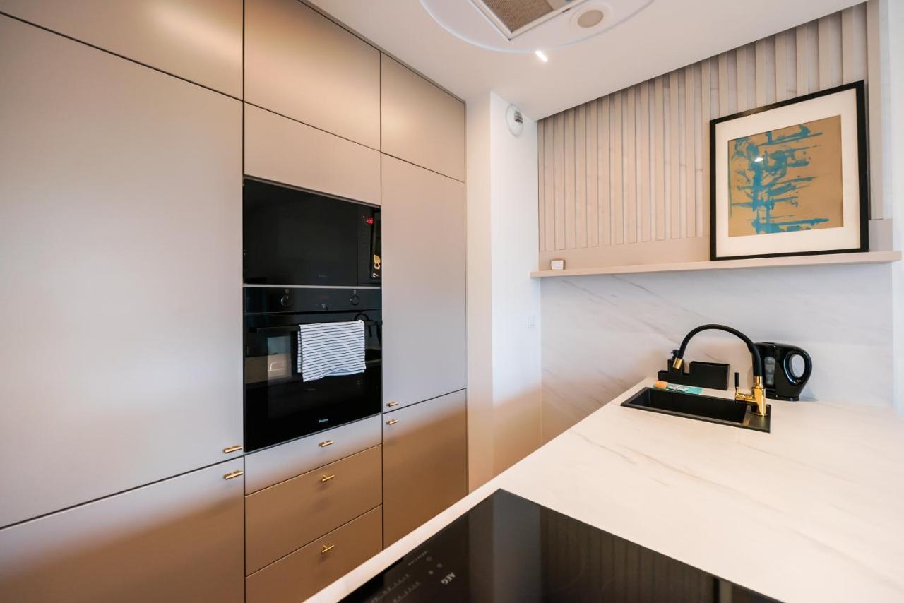 Wola Marble Apartment Warszawa Eksteriør billede